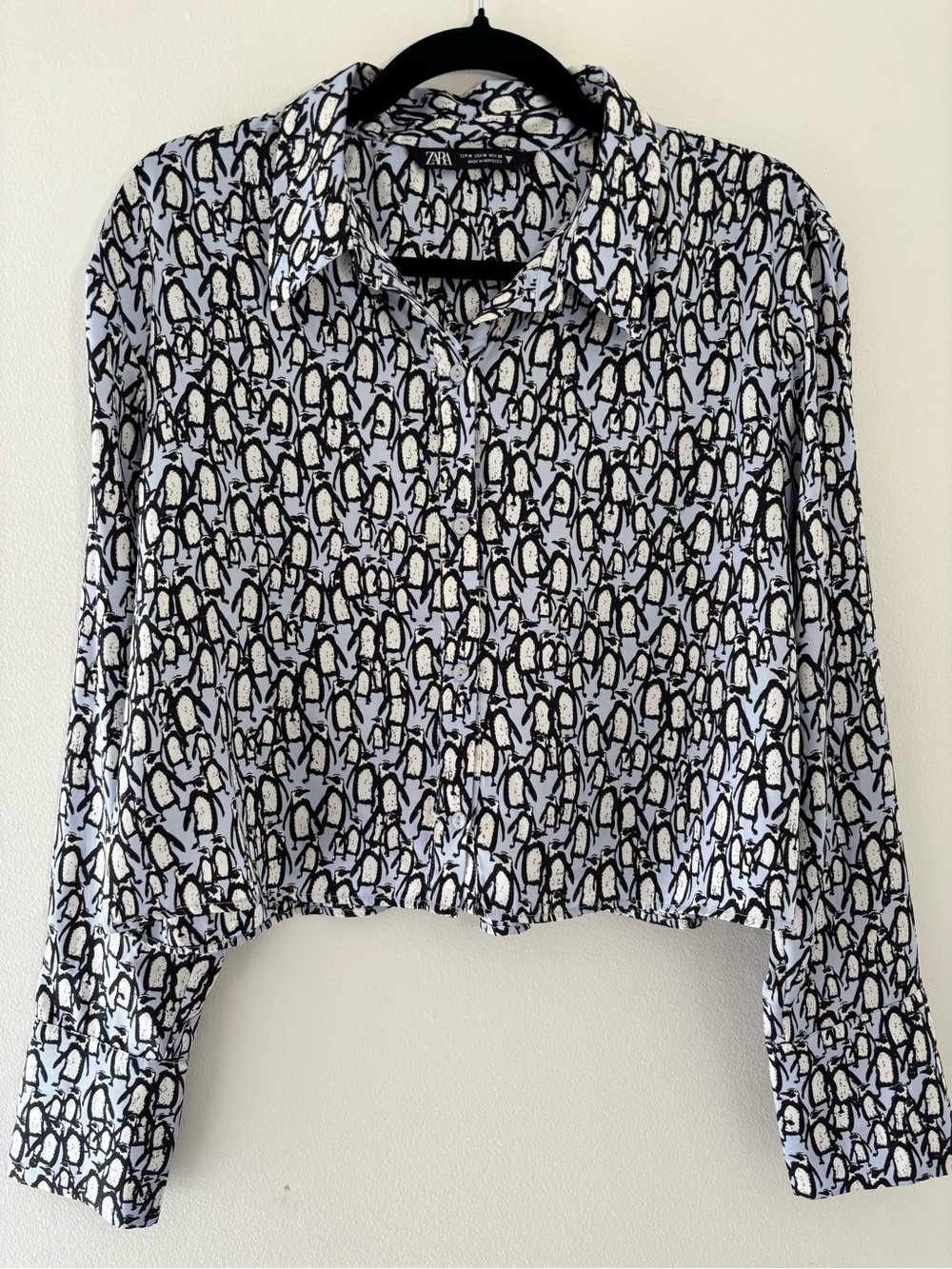 🐧Zara Blue, Black and White Penguin-Print Button Down Shirt